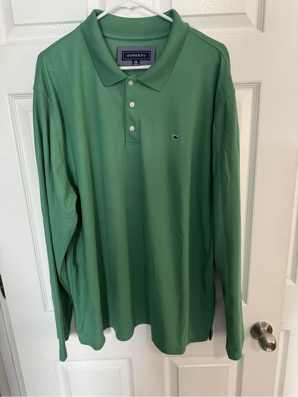 crown & ivy Men's Long Sleeve Polo in Green